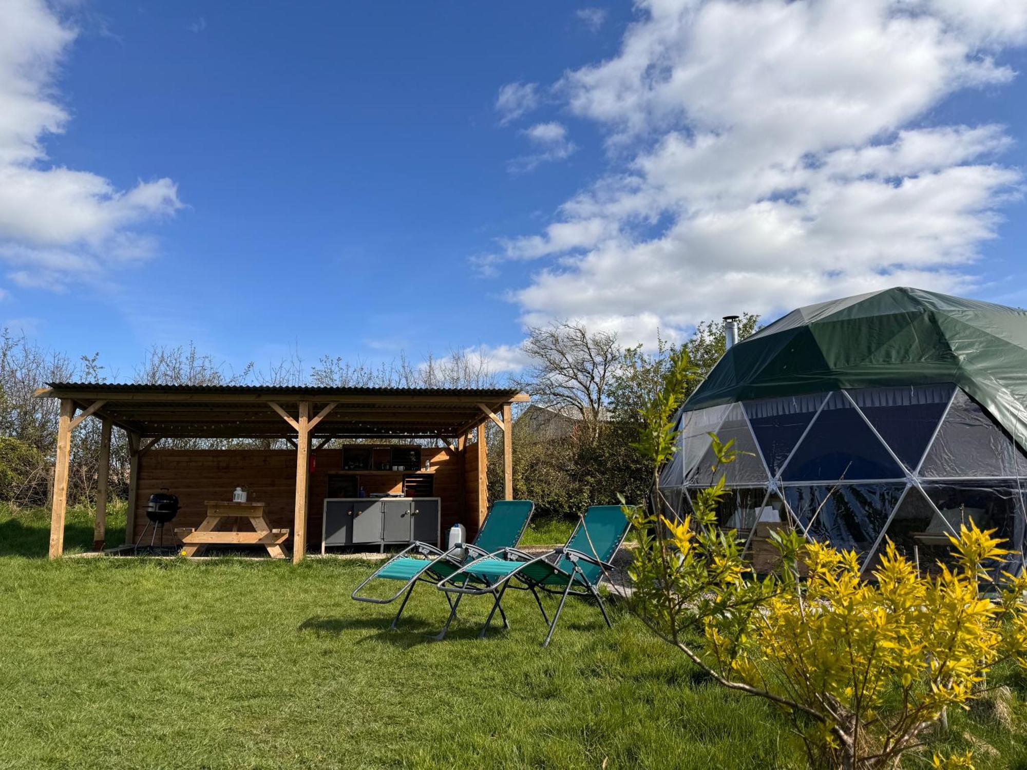 Geodesic Dome Glamping Hotel Llanidloes Eksteriør billede